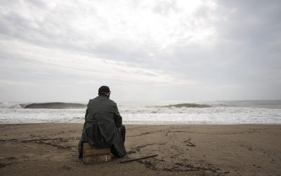 12 Strategies and Tips to Combat Loneliness